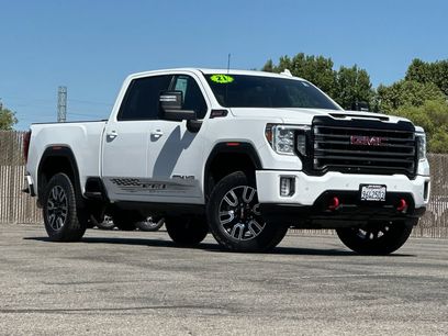 Used 2021 GMC Sierra 2500 AT4 w/ AT4 Preferred Package
