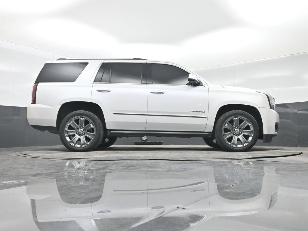 Used 2016 GMC Yukon Denali w/ Open Road Package AWD/4WD image 31