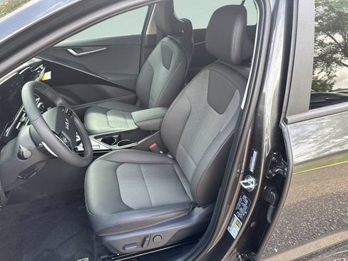 New 2026 Kia Niro Wind FWD image 20