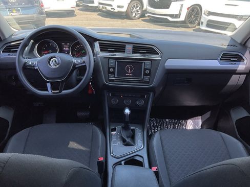 Used 2020 Volkswagen Tiguan S FWD image 15