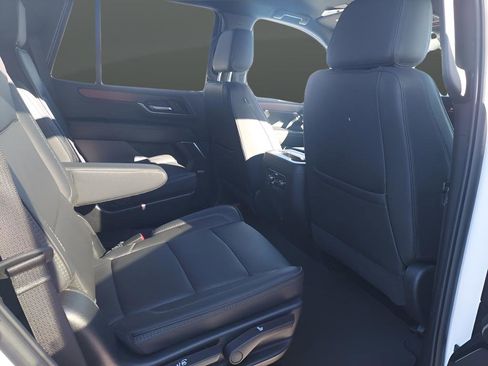Used 2025 GMC Yukon Denali image 23