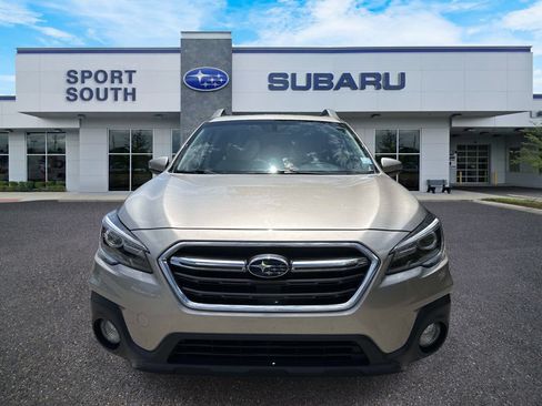 Used 2018 Subaru Outback 2.5i Limited AWD/4WD image 8