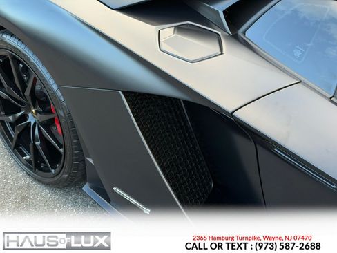 Used 2018 Lamborghini Aventador S AWD/4WD image 26