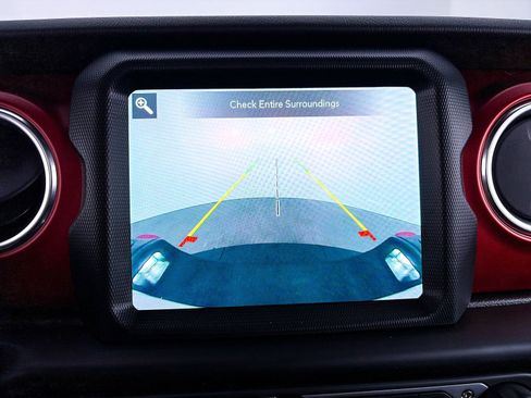 Used 2020 Jeep Gladiator Rubicon image 10