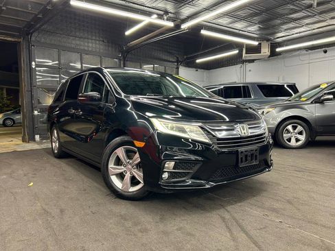Used 2018 Honda Odyssey EX-L image 3