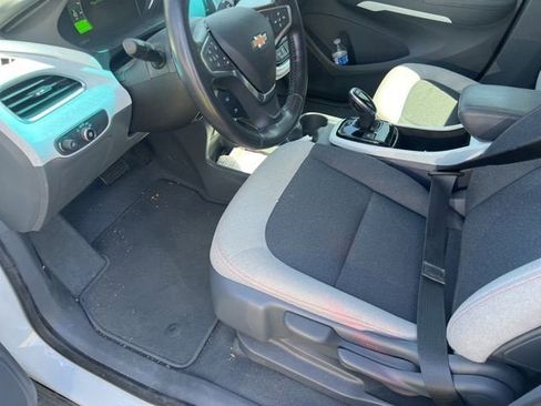 Used 2021 Chevrolet Bolt LT image 7