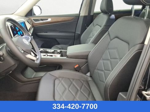 New 2026 Volkswagen Atlas SE image 12