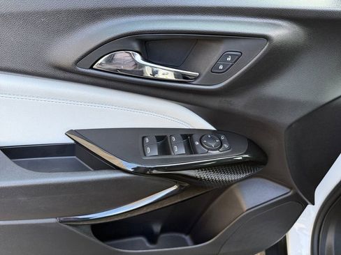 Used 2025 Chevrolet Trax LT w/ Driver Confidence Package image 17