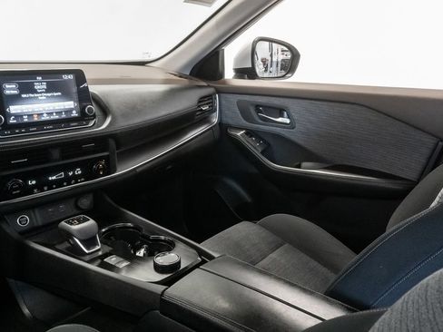 Used 2023 Nissan Rogue SV AWD/4WD image 11