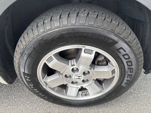 Used 2010 Honda Pilot Touring image 30