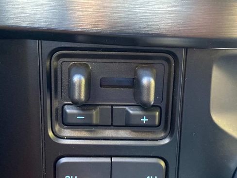 Used 2024 Ford F250 Lariat w/ Sport Appearance Package AWD/4WD image 28