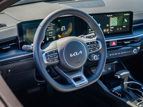 New 2026 Kia K5 GT-Line image 16