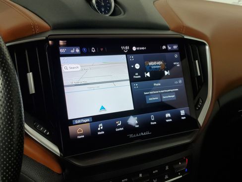 Used 2021 Maserati Ghibli S image 36