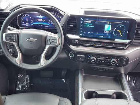 Used 2024 Chevrolet Silverado 2500 LTZ w/ LTZ Plus Package AWD/4WD image 29