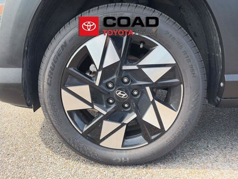 Used 2024 Hyundai Kona SEL AWD/4WD image 8
