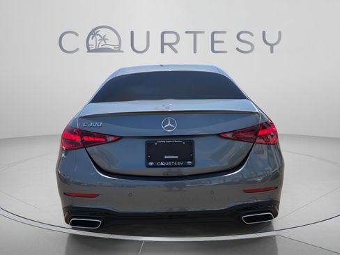 Used 2024 Mercedes-Benz C 300 Sedan image 4