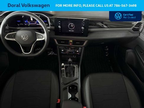 Used 2025 Volkswagen Taos SE FWD image 20