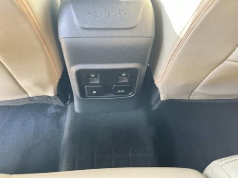 Used 2022 Ford Bronco Wildtrak image 16