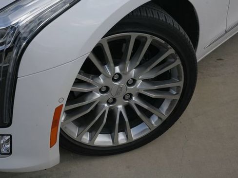 Used 2018 Cadillac CT6 Premium Luxury w/ Super Cruise Package image 2