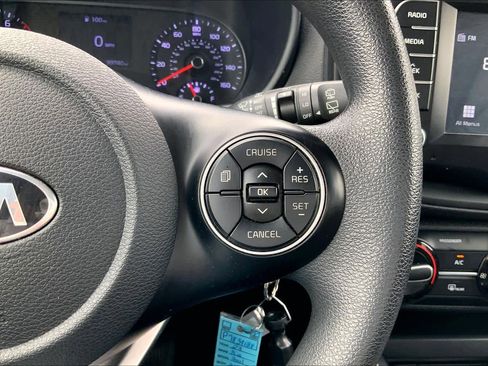 Used 2020 Kia Soul LX FWD image 25