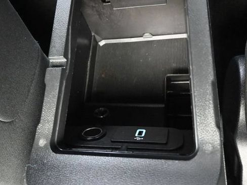 Used 2017 Ford Mustang GT RWD image 21