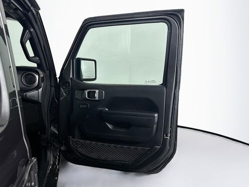 Used 2021 Jeep Wrangler Sport S image 30