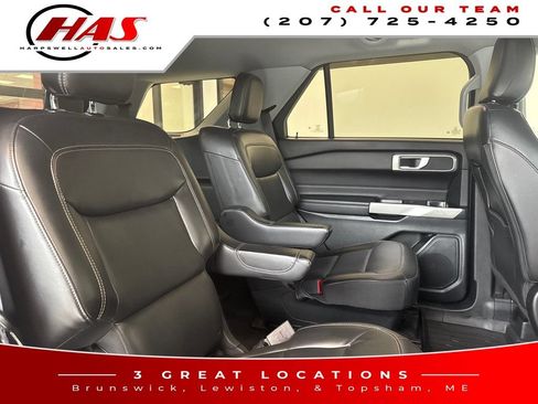 Used 2021 Ford Explorer XLT w/ Equipment Group 202A AWD/4WD image 14