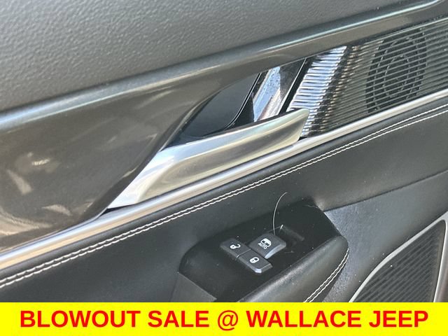 Certified 2022 Jeep Wagoneer Series I w/ Convenience Group I AWD/4WD image 17