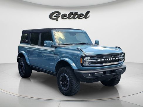 Used 2022 Ford Bronco Outer Banks AWD/4WD image 3