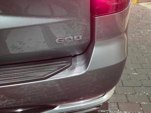 Used 2021 Cadillac Escalade ESV Premium Luxury w/ Driver Assist Tech Package image 10