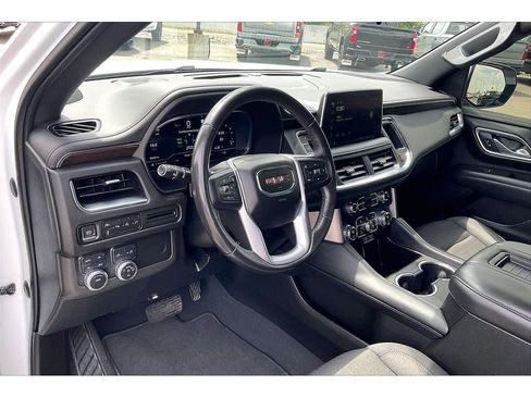 Used 2022 GMC Yukon SLE AWD/4WD image 16
