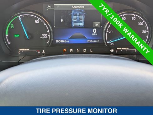 Certified 2024 Ford Maverick Lariat image 27