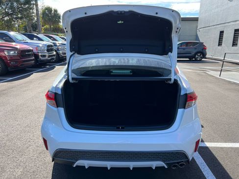 Used 2022 Toyota Corolla SE image 19