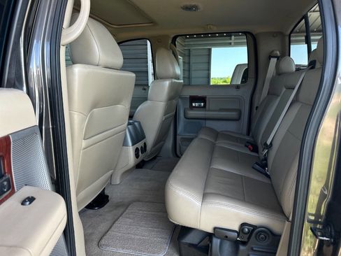 Used 2005 Ford F150 Lariat AWD/4WD image 12