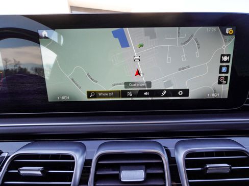 Used 2023 Mercedes-Benz Maybach GLS 600 Maybach GLS 600 image 24