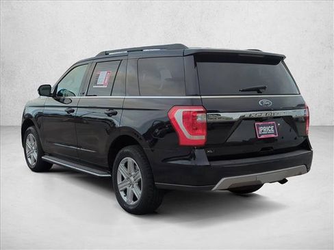 Used 2019 Ford Expedition XLT w/ Equipment Group 202A image 8