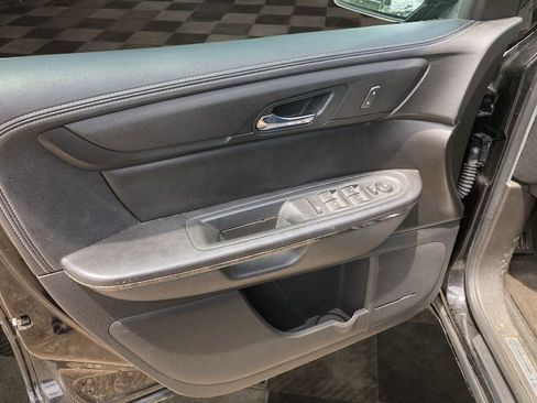 Used 2016 GMC Acadia SLT FWD image 14