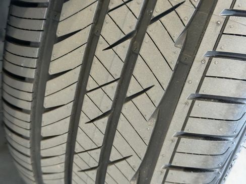 Certified 2023 Toyota Corolla SE w/ Carpet Mat Package (TMS) image 19