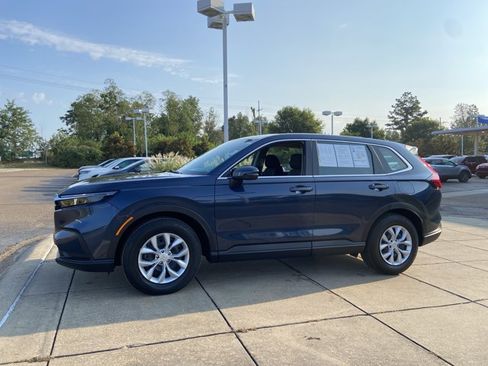Used 2024 Honda CR-V LX image 6