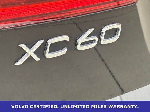 Certified 2023 Volvo XC60 B5 Ultimate AWD/4WD image 9