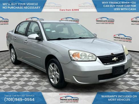 Used 2007 Chevrolet Malibu LT w/ Front Seating Package image 3
