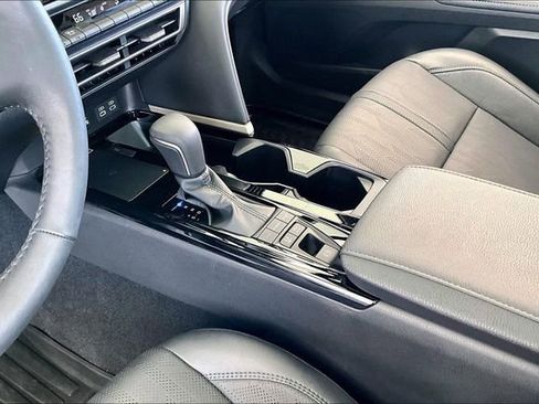 Used 2025 Toyota Camry XSE image 15