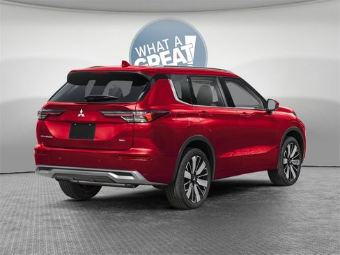 New 2026 Mitsubishi Outlander SEL image 2