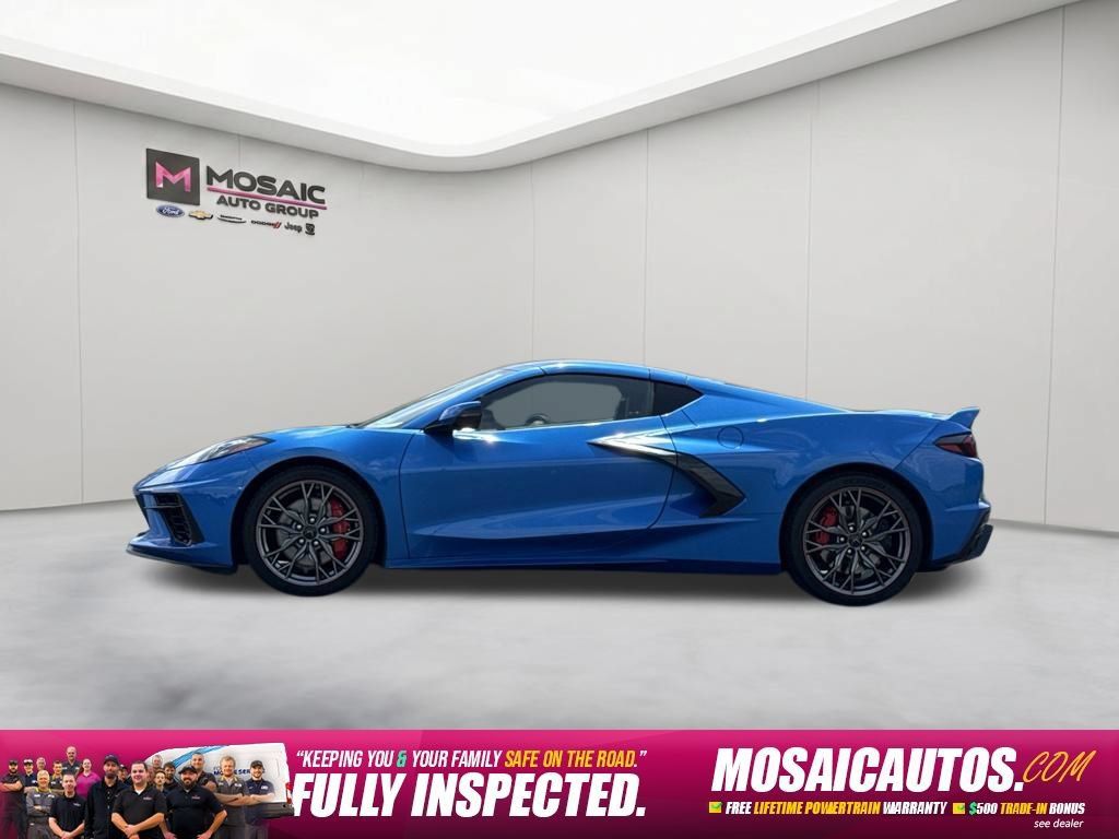 Used 2024 Chevrolet Corvette Stingray Preferred Cpe w/ Z51 Performance Package RWD image 2