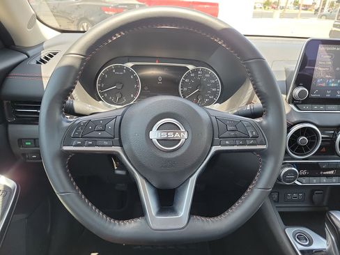 Used 2024 Nissan Sentra SR w/ Lighting Package FWD image 19