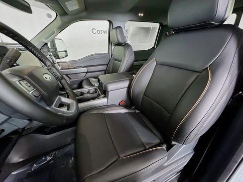 New 2026 Ford F350 Lariat w/ Black Appearance Package image 25