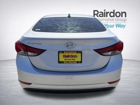 Used 2015 Hyundai Elantra SE FWD image 6