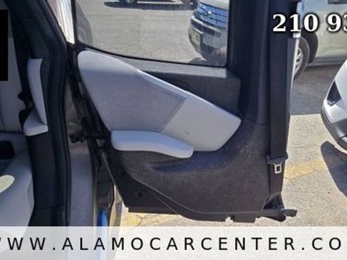 Used 2014 BMW i3 RWD image 28
