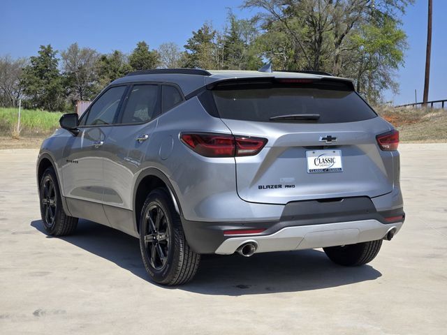 New 2025 Chevrolet Blazer LT w/ Convenience Package AWD/4WD image 4