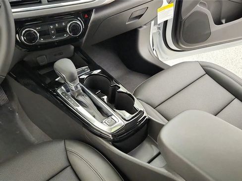 New 2026 Chevrolet Trax ACTIV w/ Sunroof Package image 57